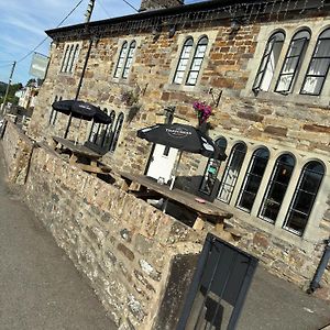Cross Hands Hotel